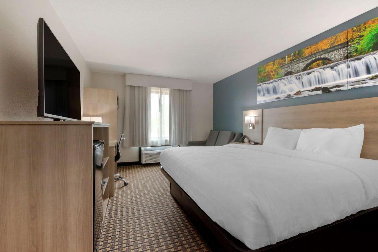 Hotel Clarion Pointe Tomah