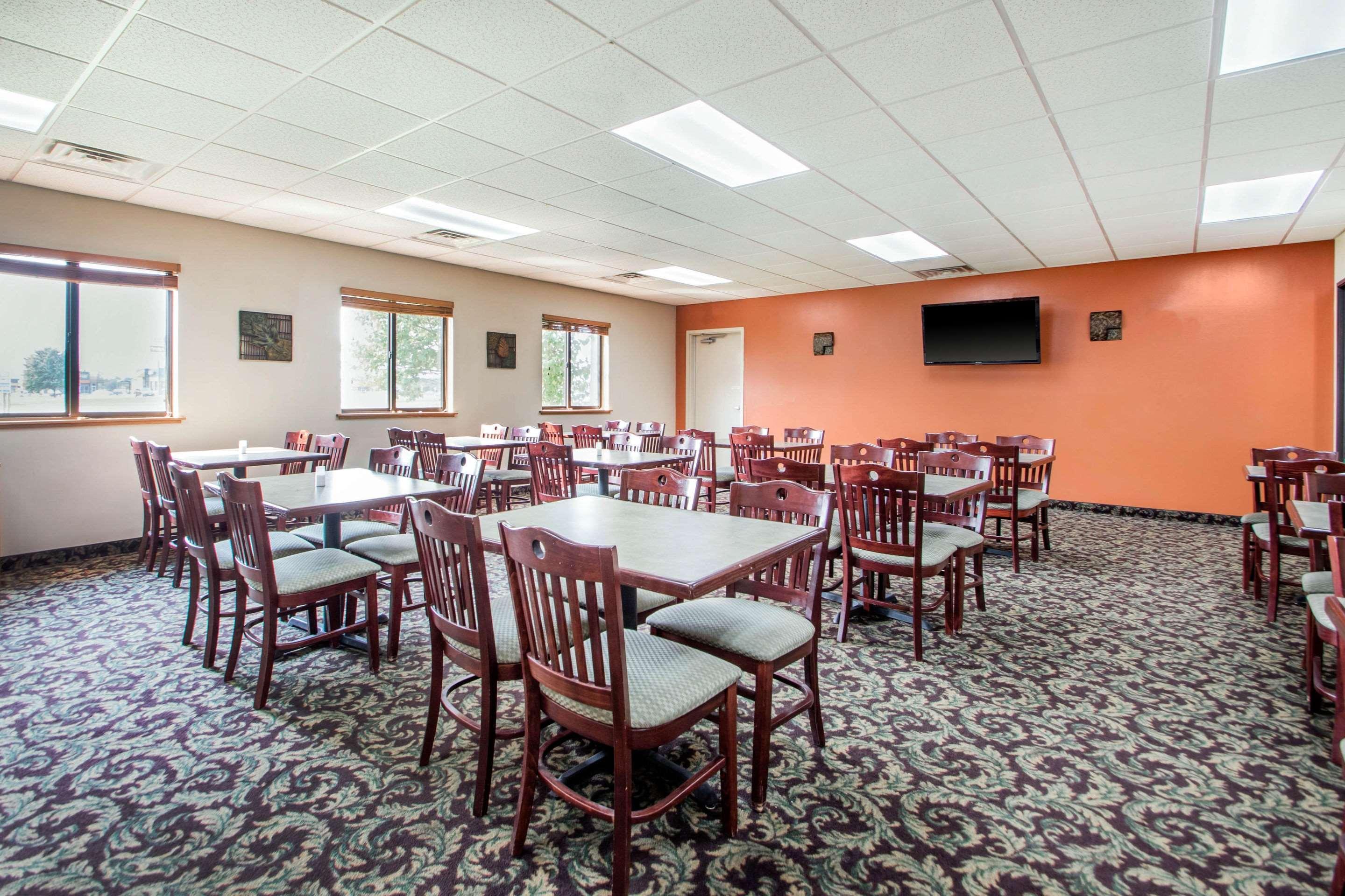 Hotel Clarion Pointe Tomah
